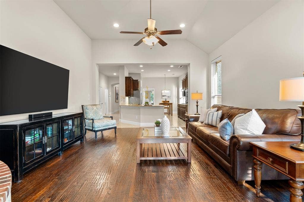201 Lilypad Bend, Argyle, TX 76226