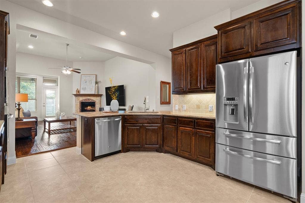 201 Lilypad Bend, Argyle, TX 76226