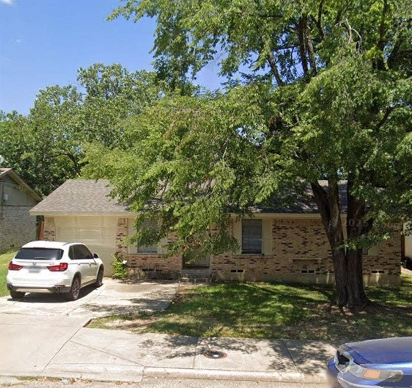 Property photo for 1626 Spring Lake Drive, Mesquite, TX