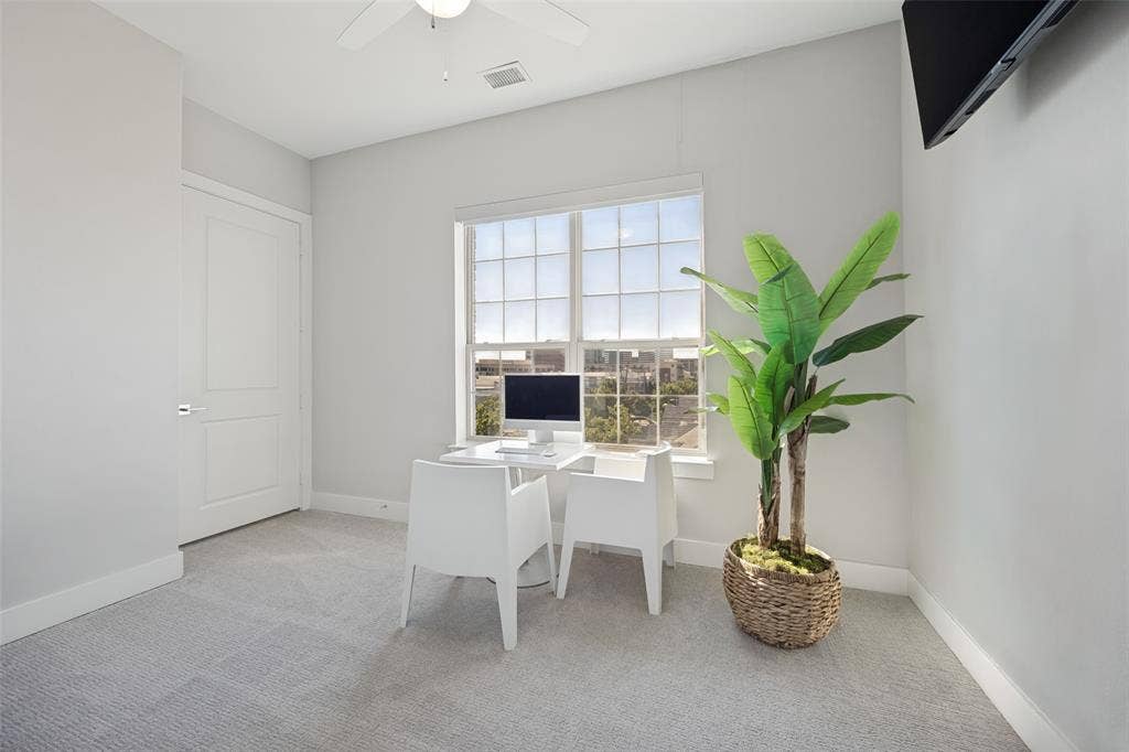 15875 Spectrum Drive, #4105, Addison, TX 75001 15875 Spectrum Drive, #4105, Addison, TX 75001