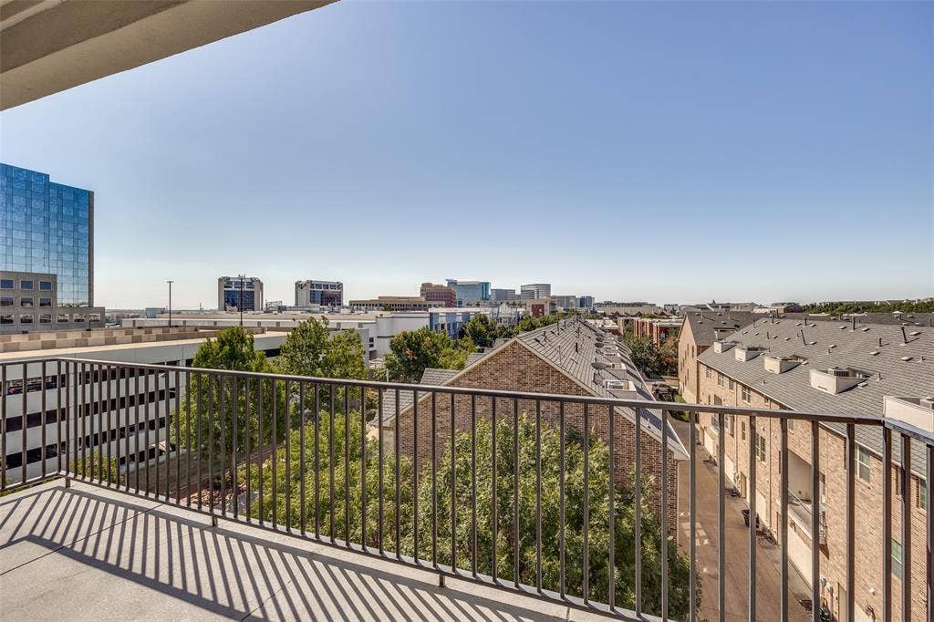 15875 Spectrum Drive, #4105, Addison, TX 75001 15875 Spectrum Drive, #4105, Addison, TX 75001