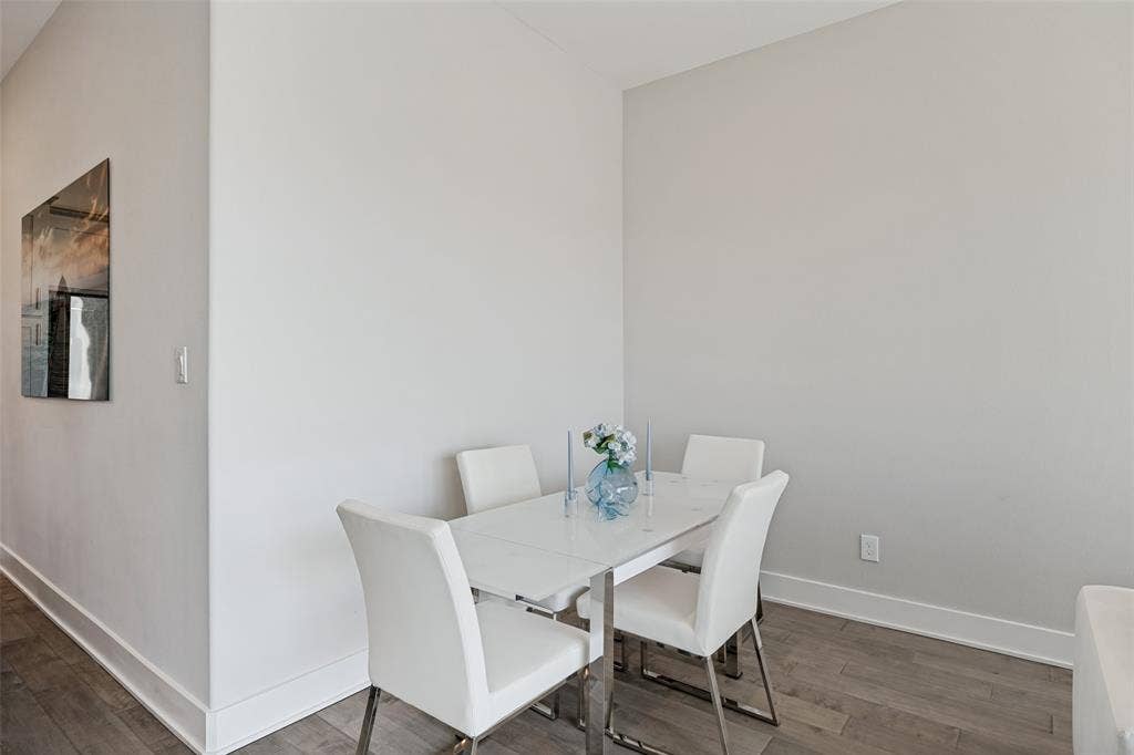 15875 Spectrum Drive, #4105, Addison, TX 75001 15875 Spectrum Drive, #4105, Addison, TX 75001