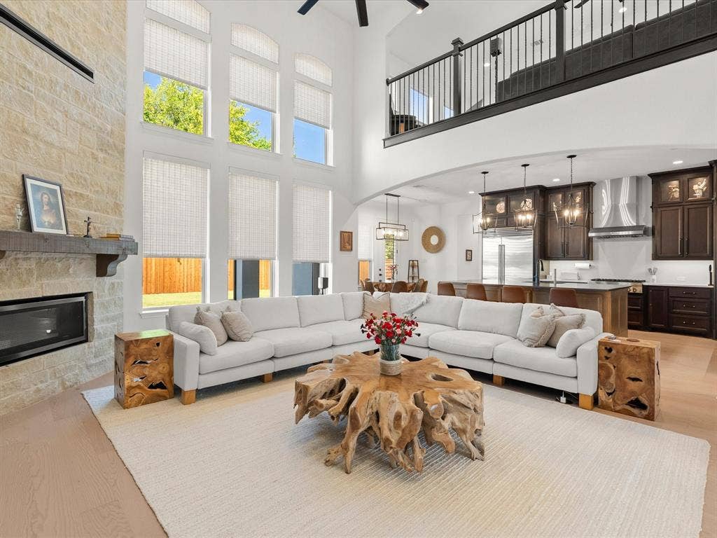 1020 Williams Lane, Copper Canyon, TX 75077 1020 Williams Lane, Copper Canyon, TX 75077