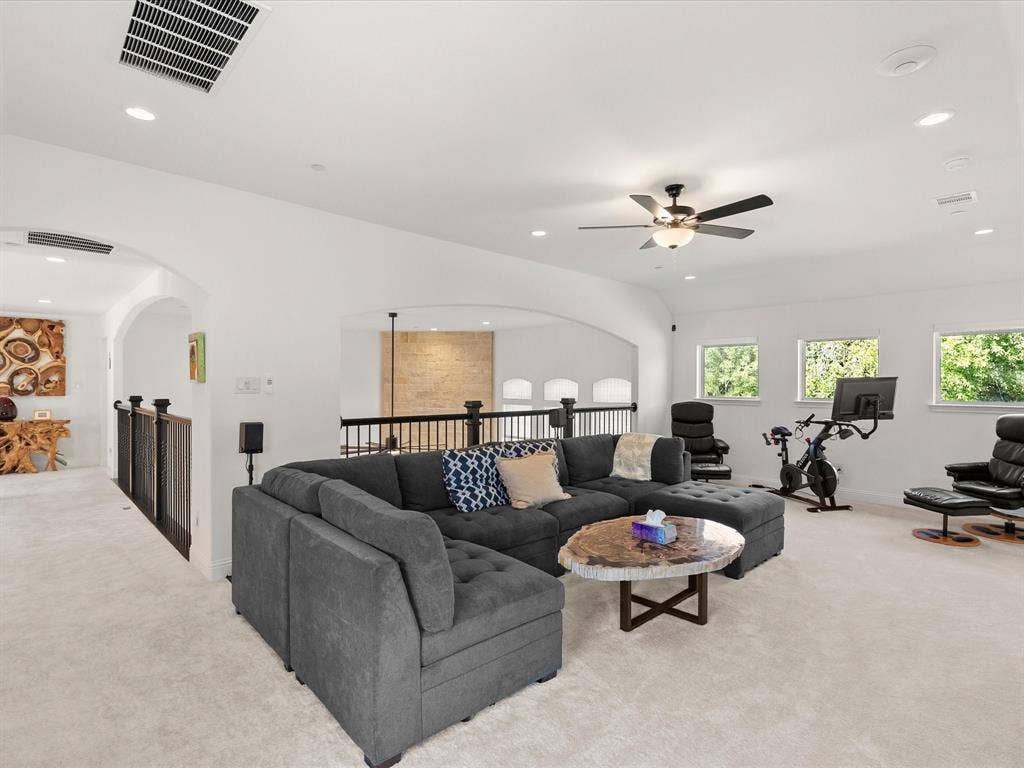 1020 Williams Lane, Copper Canyon, TX 75077 SPACIOUS BONUS ROOM UPSTAIRS