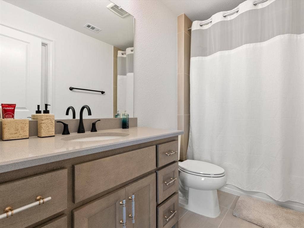 1020 Williams Lane, Copper Canyon, TX 75077 1020 Williams Lane, Copper Canyon, TX 75077