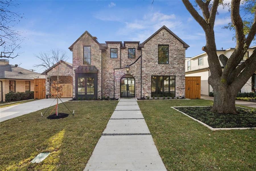 Property photo for 6860 Southridge Drive, Dallas, TX