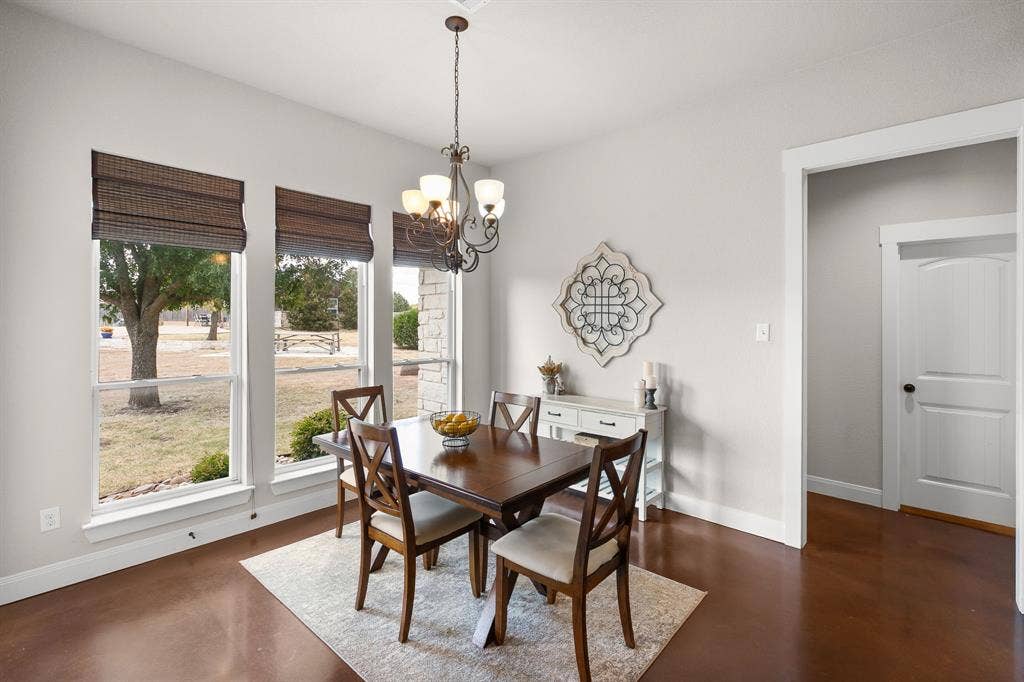 202 Camino Del Rancho, Lorena, TX 76655