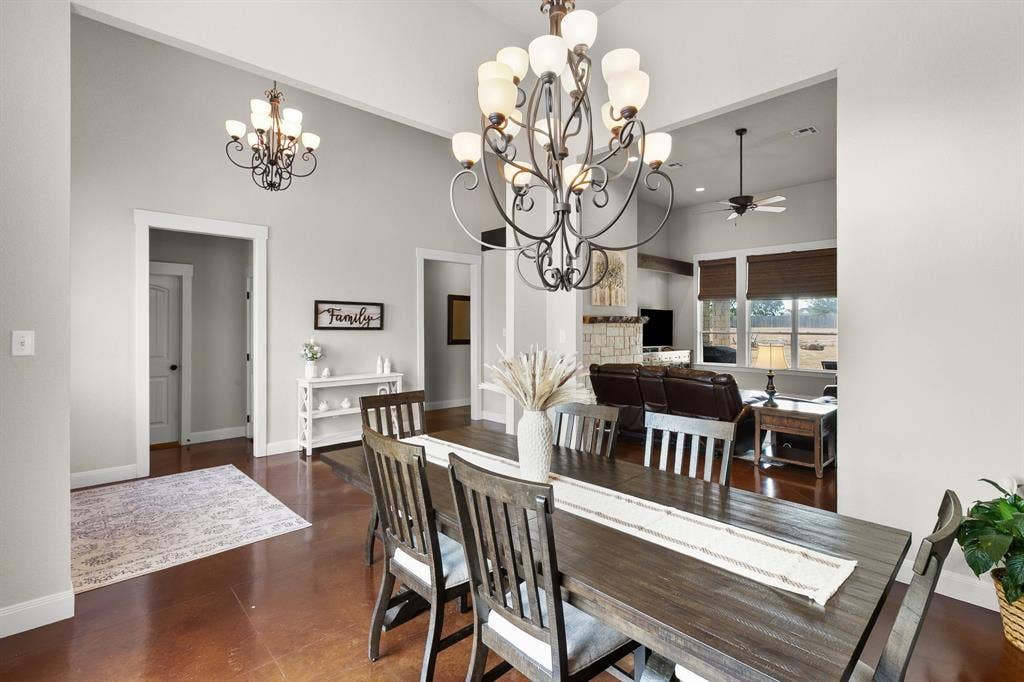 202 Camino Del Rancho, Lorena, TX 76655