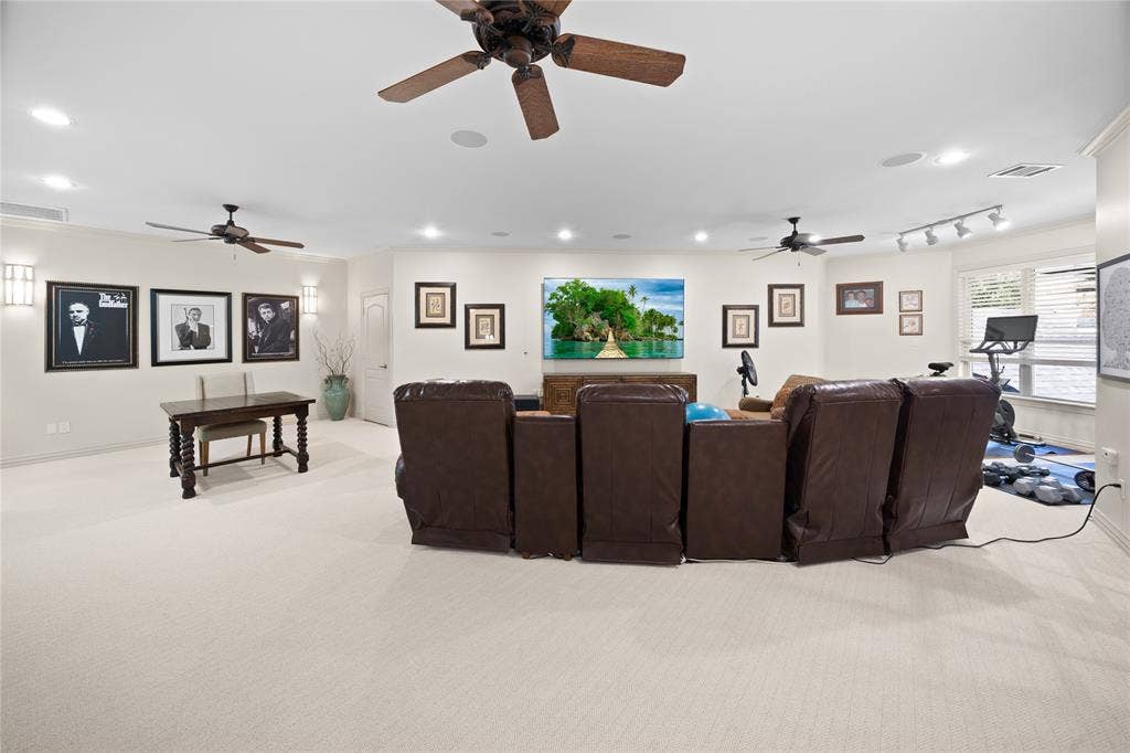 1950 Stonehill Drive, Tyler, TX 75703 1950 Stonehill Drive, Tyler, TX 75703