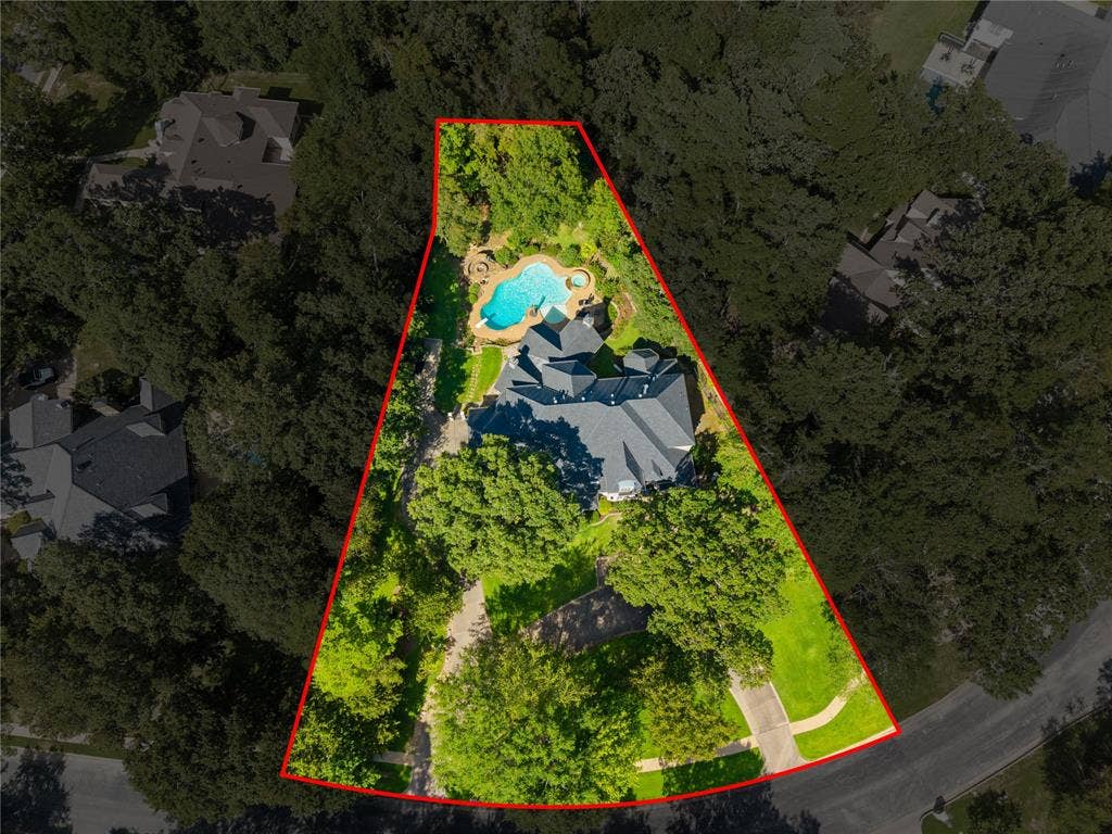 1950 Stonehill Drive, Tyler, TX 75703 1950 Stonehill Drive, Tyler, TX 75703
