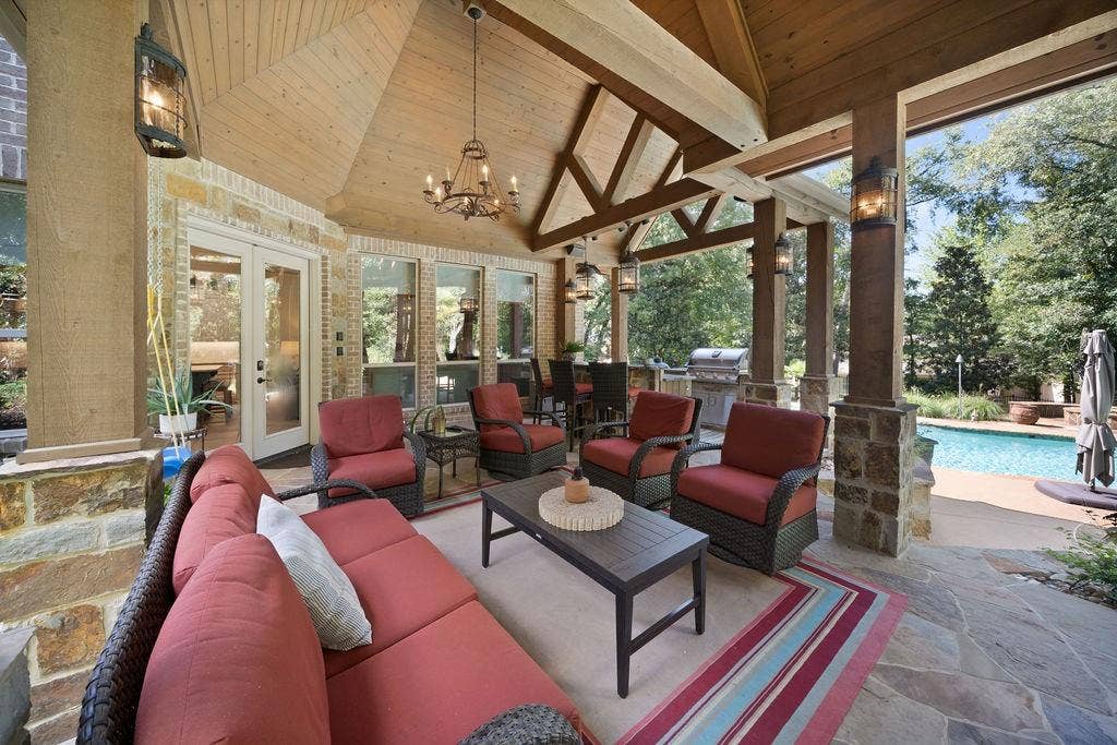 1950 Stonehill Drive, Tyler, TX 75703 1950 Stonehill Drive, Tyler, TX 75703