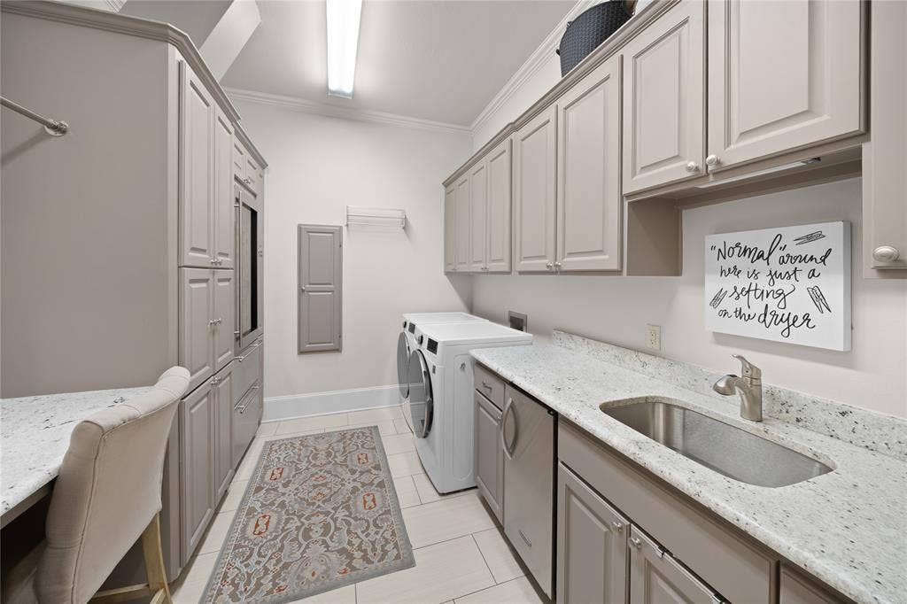 1950 Stonehill Drive, Tyler, TX 75703 1950 Stonehill Drive, Tyler, TX 75703
