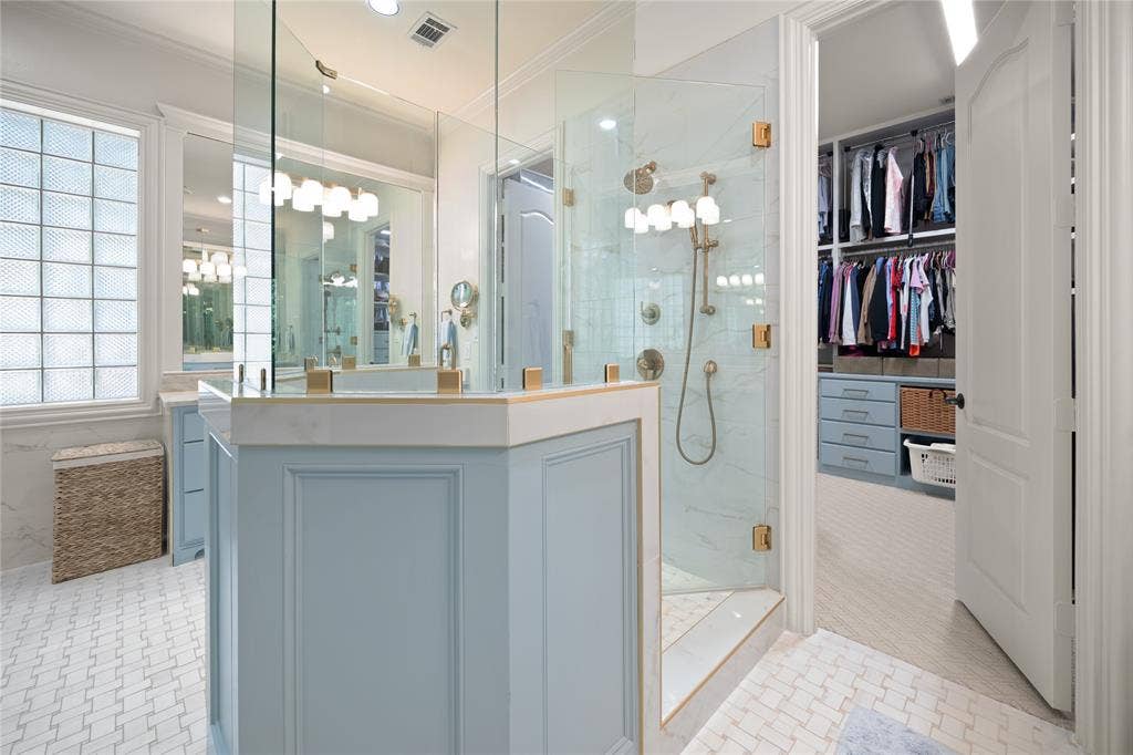 1950 Stonehill Drive, Tyler, TX 75703 1950 Stonehill Drive, Tyler, TX 75703