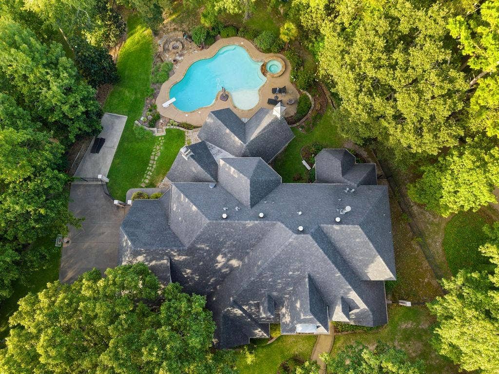 1950 Stonehill Drive, Tyler, TX 75703 1950 Stonehill Drive, Tyler, TX 75703
