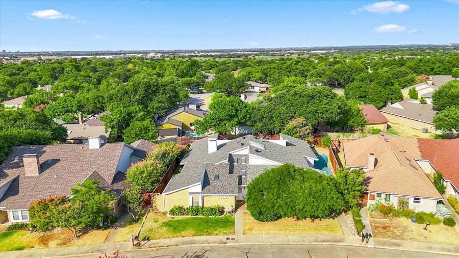 Property photo for 2021 Whippoorwill Lane, Carrollton, TX