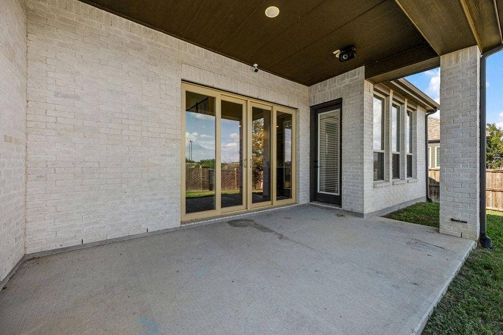 2717 Oak Blossom Drive, McKinney, TX 75071