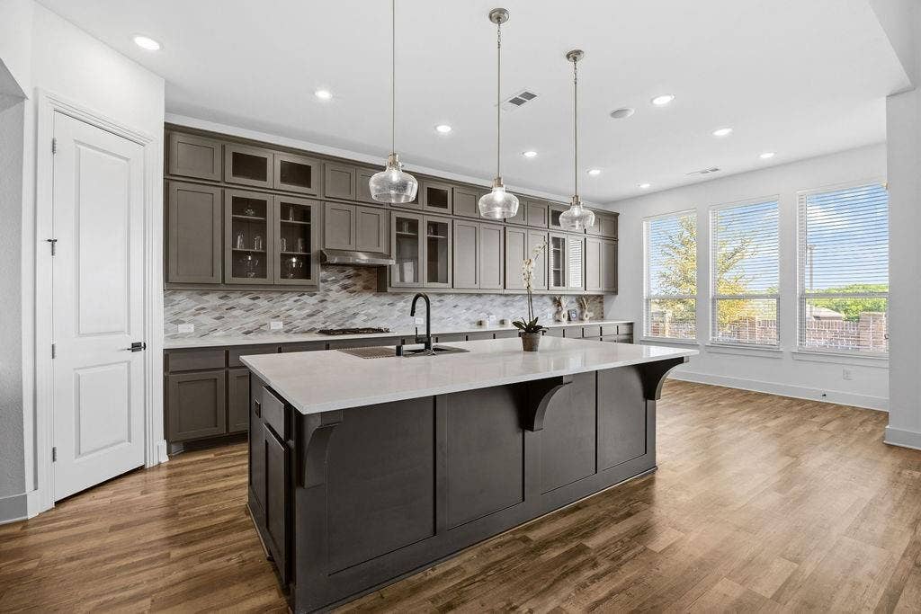 2717 Oak Blossom Drive, McKinney, TX 75071