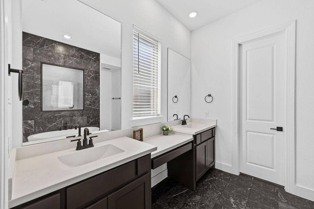 2717 Oak Blossom Drive, McKinney, TX 75071