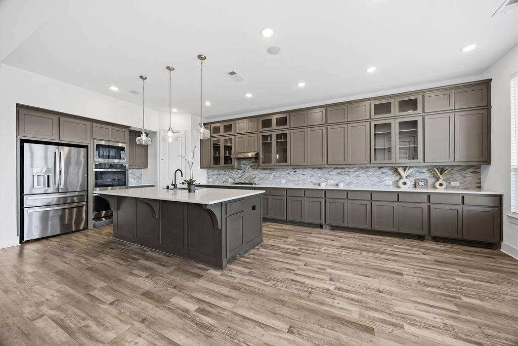 2717 Oak Blossom Drive, McKinney, TX 75071