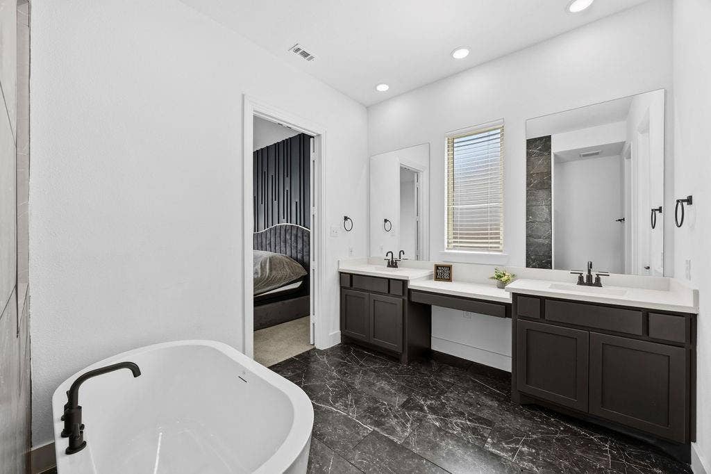 2717 Oak Blossom Drive, McKinney, TX 75071