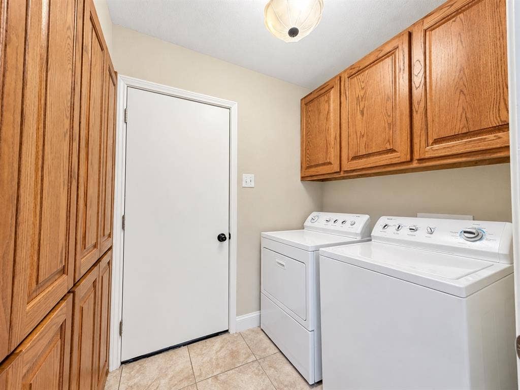15531 Mosscove Circle, Dallas, TX 75248 15531 Mosscove Circle, Dallas, TX 75248