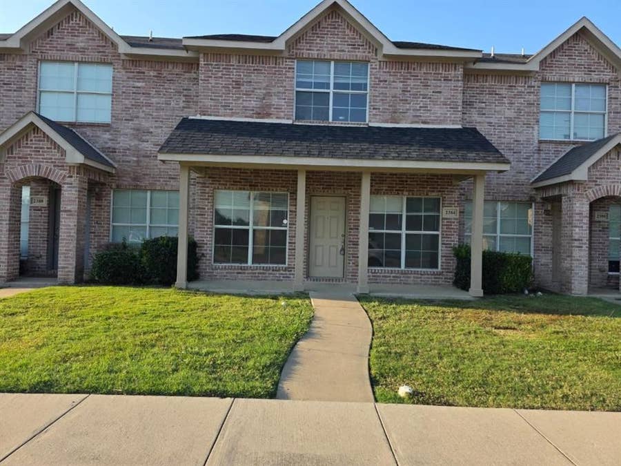 Property photo for 2384 Calendar Court, Grand Prairie, TX