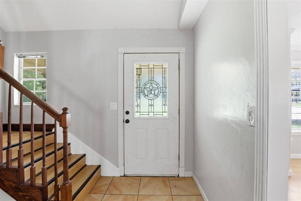 4298 Knob Road, Springtown, TX 76082 4298 Knob Road, Springtown, TX 76082