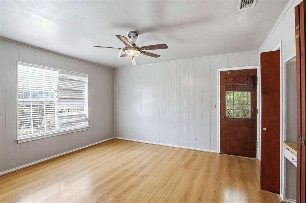 4298 Knob Road, Springtown, TX 76082 4298 Knob Road, Springtown, TX 76082
