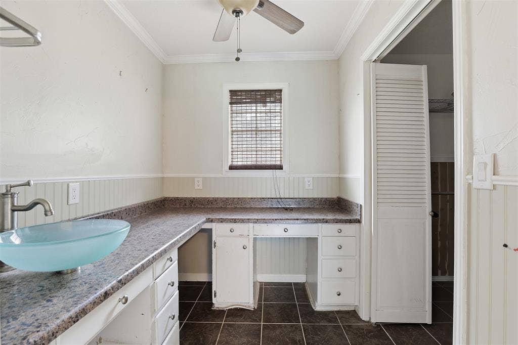 4298 Knob Road, Springtown, TX 76082 4298 Knob Road, Springtown, TX 76082