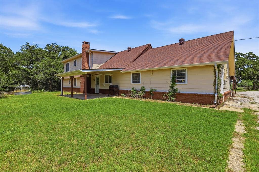 4298 Knob Road, Springtown, TX 76082 4298 Knob Road, Springtown, TX 76082