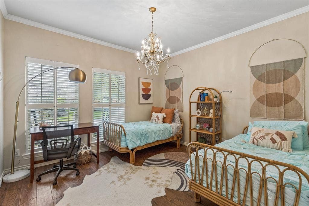 9631 Hilldale Drive, Dallas, TX 75231 9631 Hilldale Drive, Dallas, TX 75231