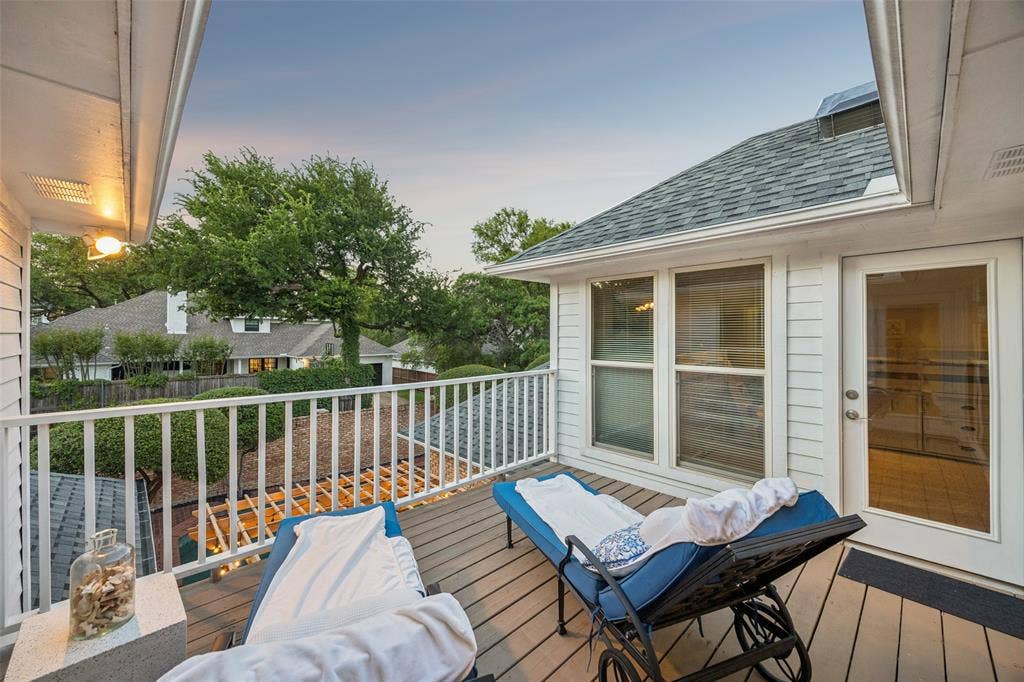 9631 Hilldale Drive, Dallas, TX 75231 9631 Hilldale Drive, Dallas, TX 75231