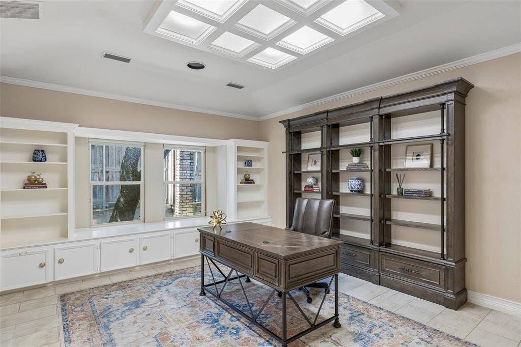 9631 Hilldale Drive, Dallas, TX 75231 9631 Hilldale Drive, Dallas, TX 75231