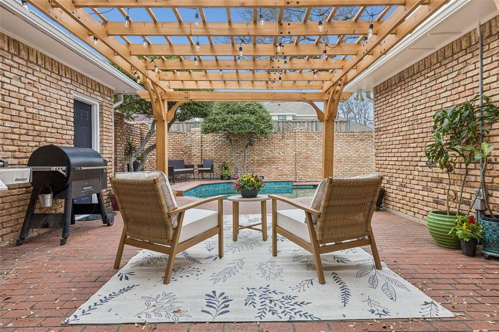 9631 Hilldale Drive, Dallas, TX 75231 9631 Hilldale Drive, Dallas, TX 75231
