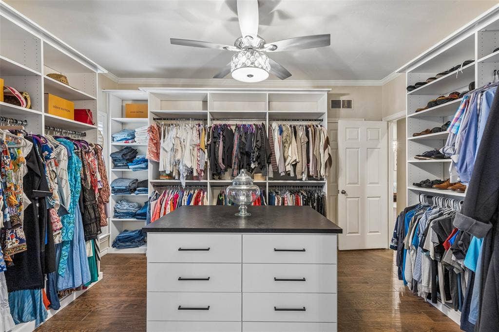 9631 Hilldale Drive, Dallas, TX 75231 9631 Hilldale Drive, Dallas, TX 75231