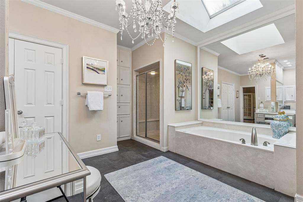 9631 Hilldale Drive, Dallas, TX 75231 9631 Hilldale Drive, Dallas, TX 75231