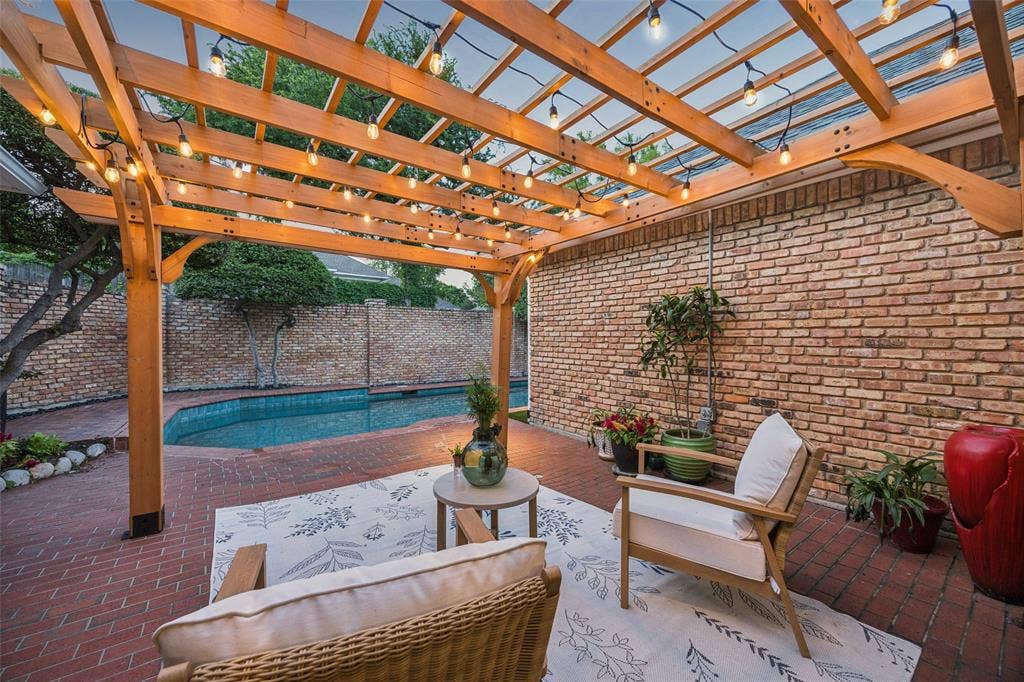 9631 Hilldale Drive, Dallas, TX 75231 9631 Hilldale Drive, Dallas, TX 75231