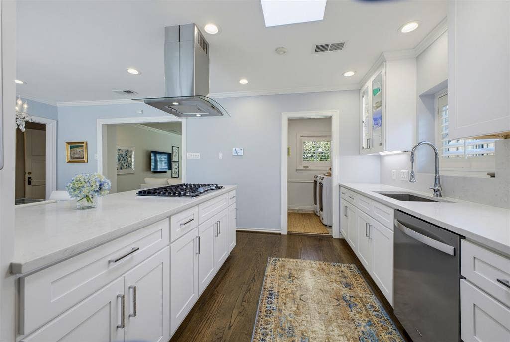 5519 Bryn Mawr Drive, Dallas, TX 75209 5519 Bryn Mawr Drive, Dallas, TX 75209