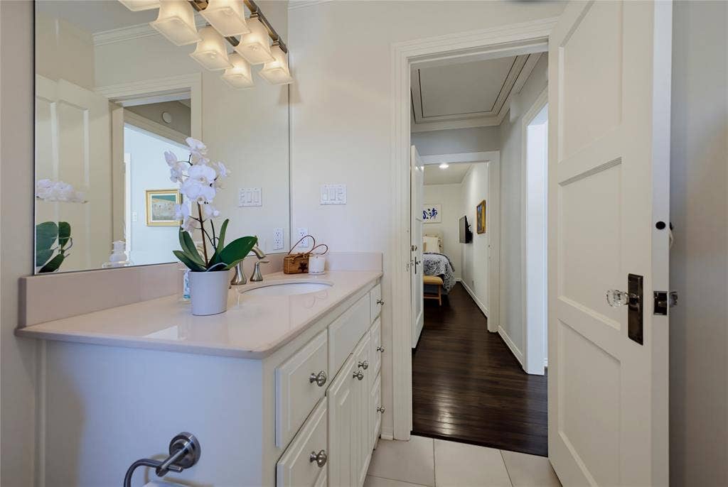 5519 Bryn Mawr Drive, Dallas, TX 75209 5519 Bryn Mawr Drive, Dallas, TX 75209