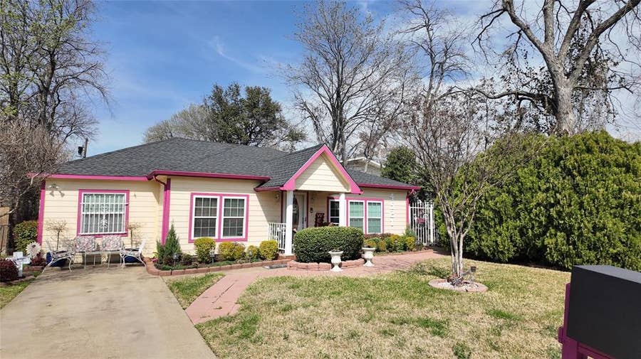 Property photo for 4521 Kelton Drive, Dallas, TX