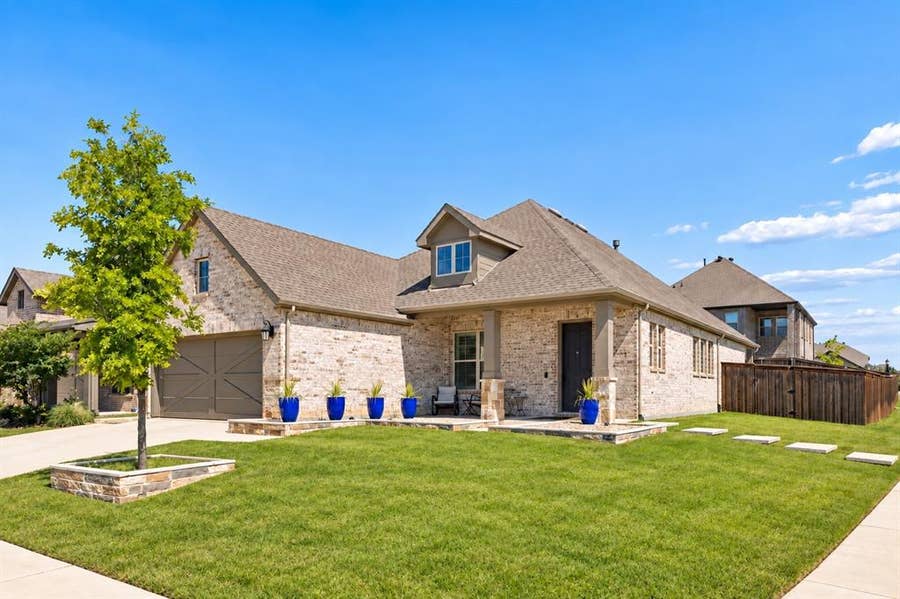 Property photo for 360 Foxthorne Way, Little Elm, TX
