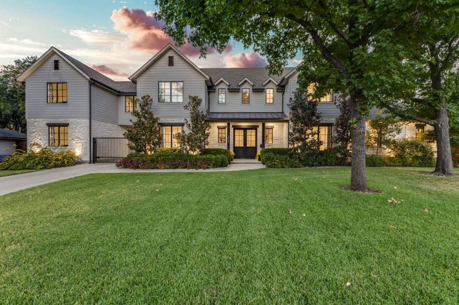 Property photo for 10322 Best Drive, Dallas, TX