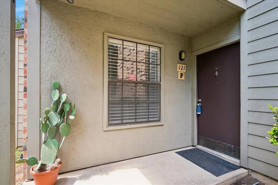 Property photo for 5335 Bent Tree Forest Drive, #121, Dallas, TX