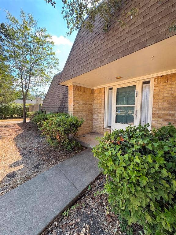 Property photo for 2205 Bowling Green Street, Denton, TX