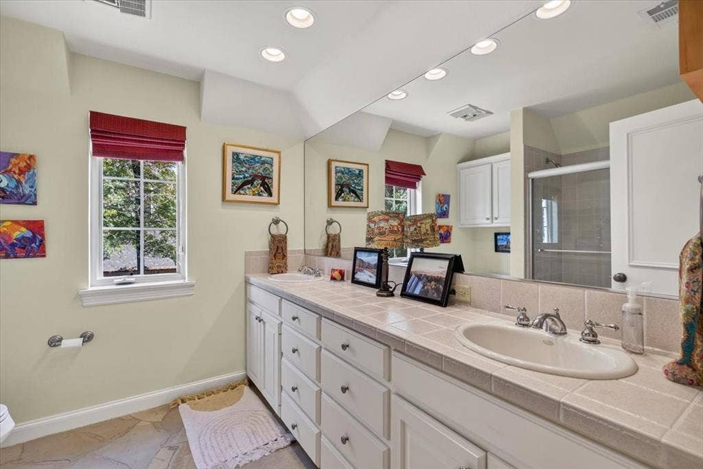 257 Saint Andrews Drive E, Mabank, TX 75156 257 Saint Andrews Drive E, Mabank, TX 75156