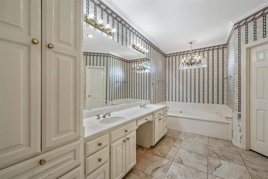 602 Paloma, Tyler, TX 75703 602 Paloma, Tyler, TX 75703