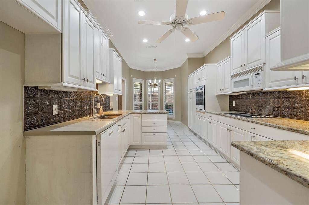602 Paloma, Tyler, TX 75703 602 Paloma, Tyler, TX 75703