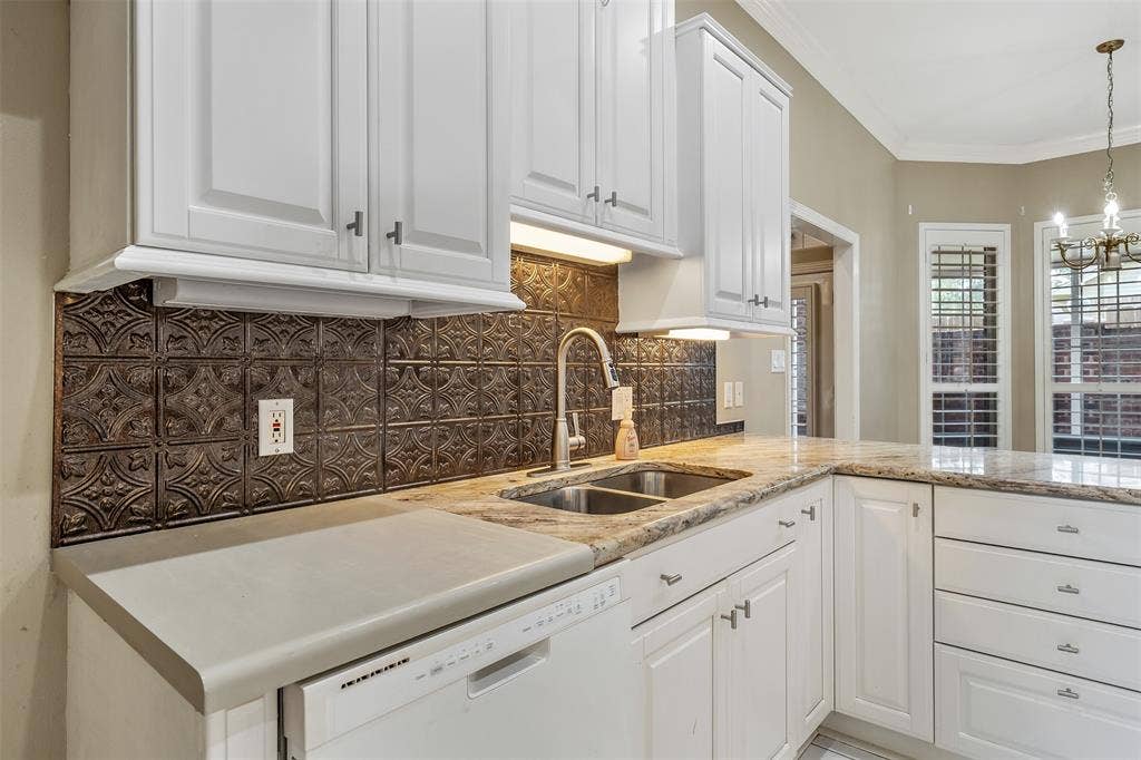 602 Paloma, Tyler, TX 75703 602 Paloma, Tyler, TX 75703