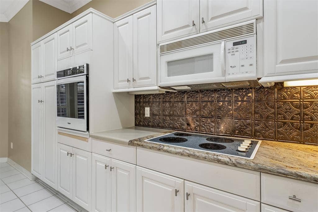 602 Paloma, Tyler, TX 75703 602 Paloma, Tyler, TX 75703