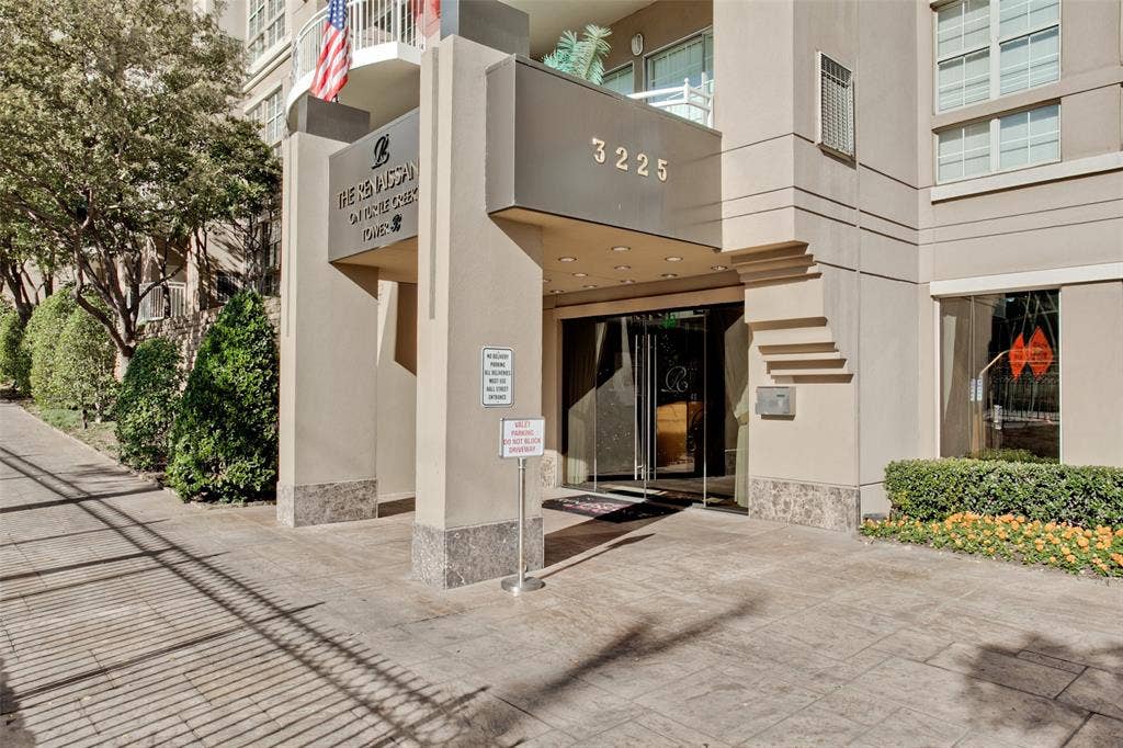 3225 Turtle Creek Boulevard, #2104, Dallas, TX 75219